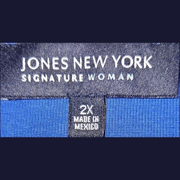 JONES NEW YORK SIGNATURE Women's Plus Size Royal Blue Lace V- Neck Top Size 2X - Picture 7 of 10